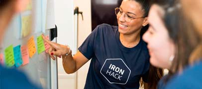 Ironhack impulsa el desarrollo de mujeres en tecnología
